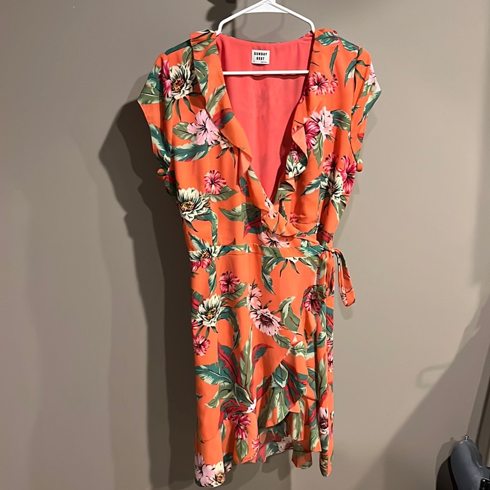 Sunday Best by Aritzia floral dress EUC
